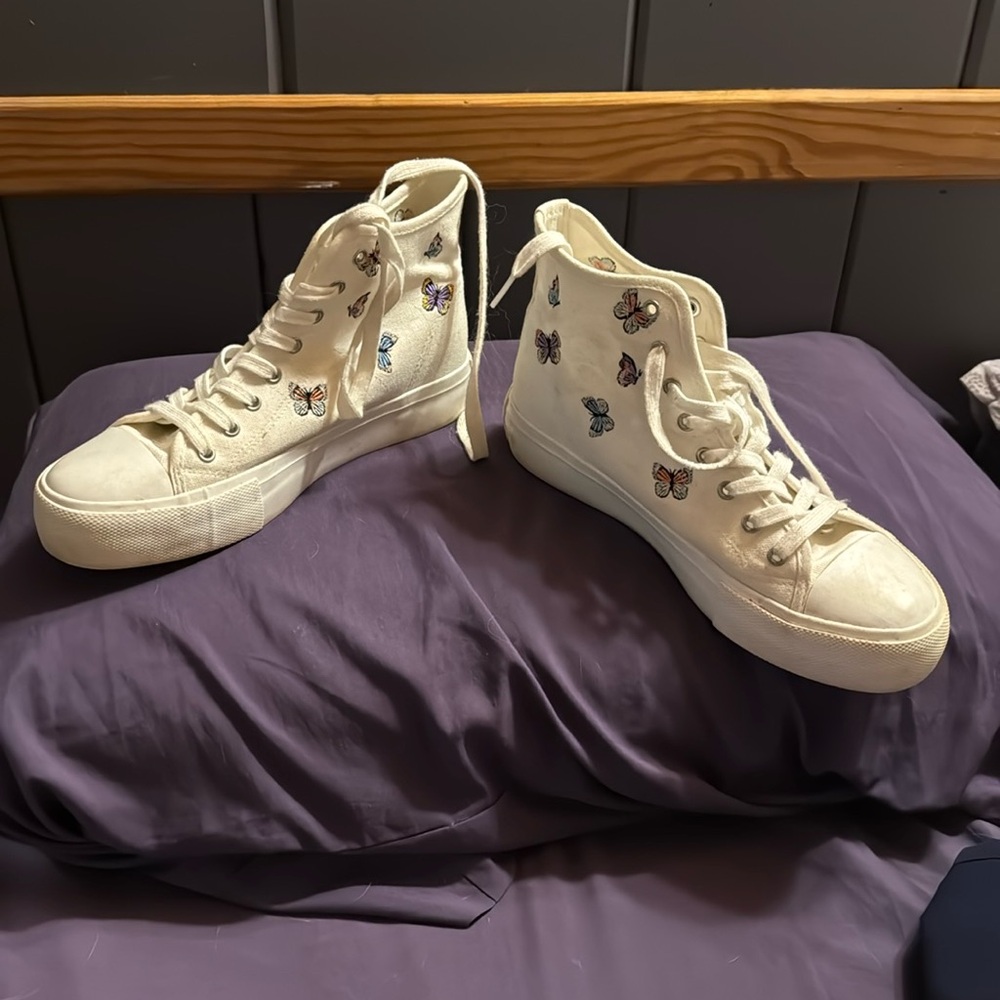 American Eagle Butterfly High Top Sneakers